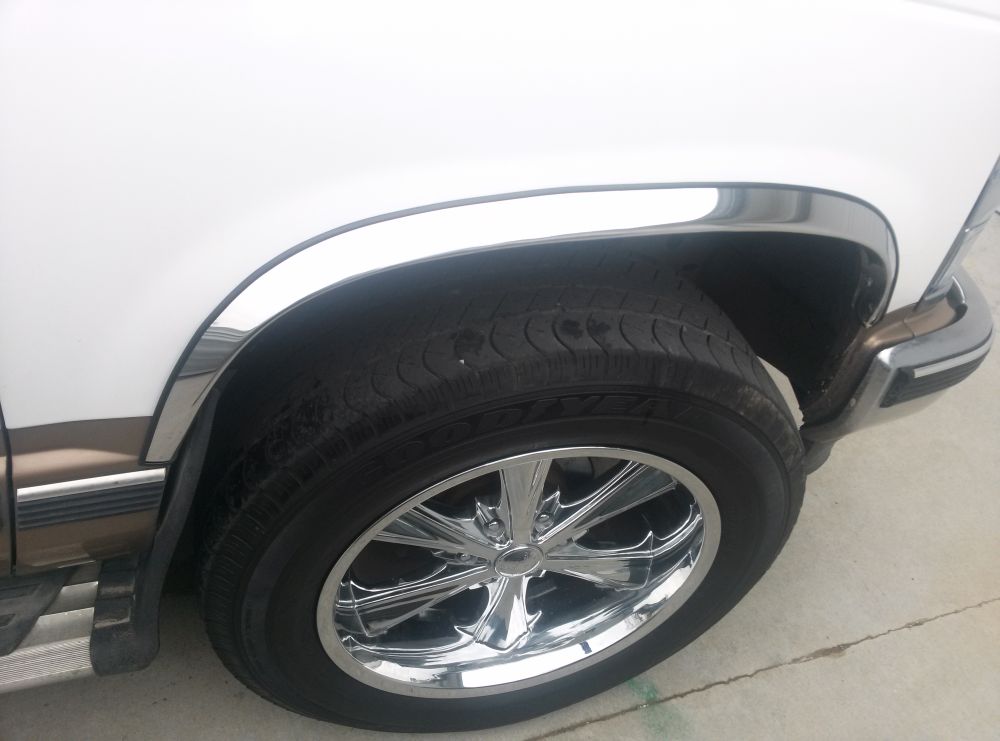 1992-1999 Chevy Tahoe/1992-1999 GMC Yukon 4 Door Sedan Only Front and Rear Wheel Arches Fender trim