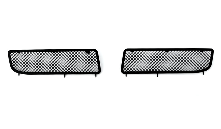 2005-2010 Chrysler 300 (Fog Lights Full Covered) Lower Bumper Black Wire Mesh Grille