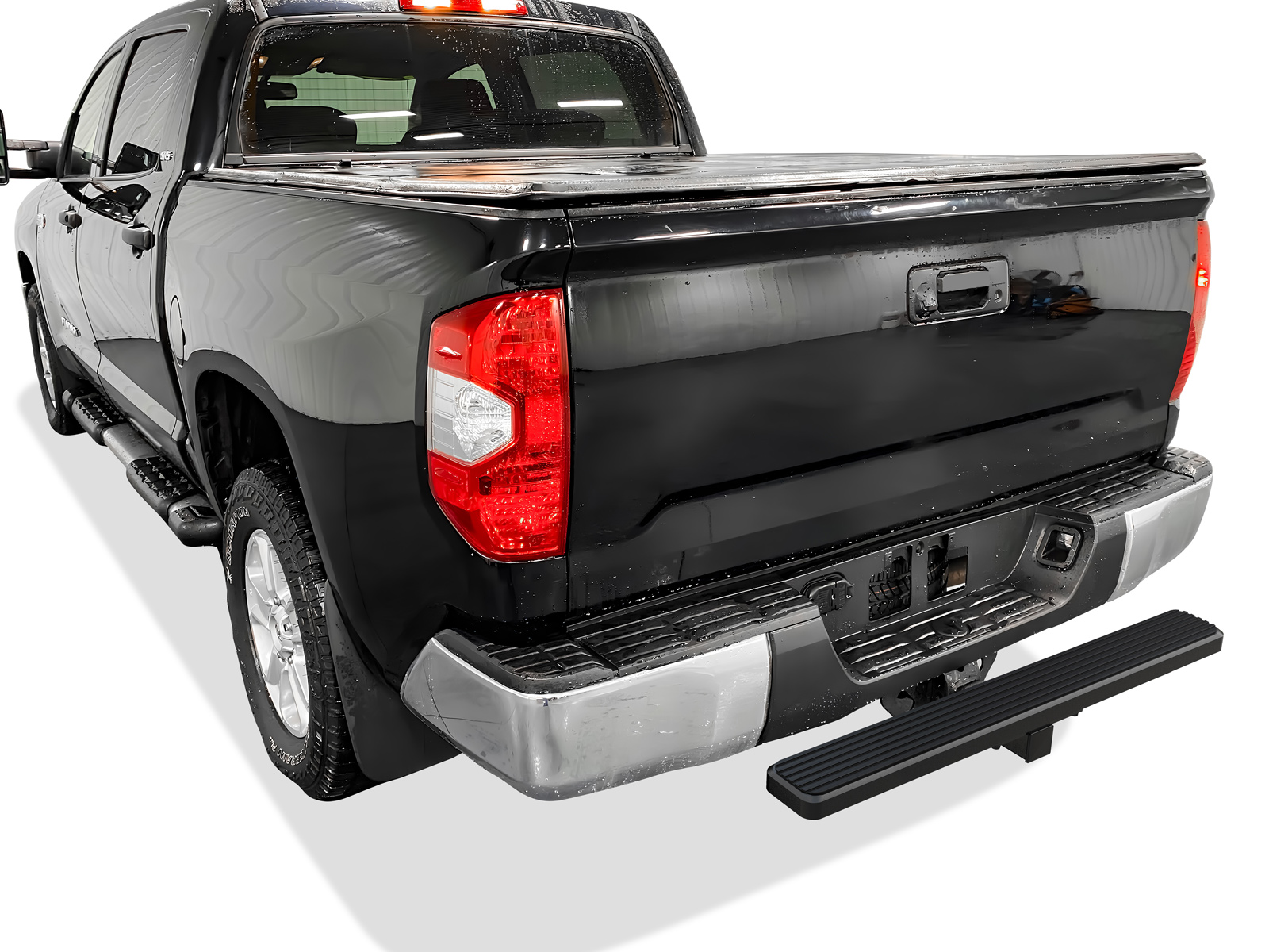 Universal Class 3 Hitch Step; 5-Inch iStep Style Rear Hitch Step; 36-inch Long Rear Hitch Step