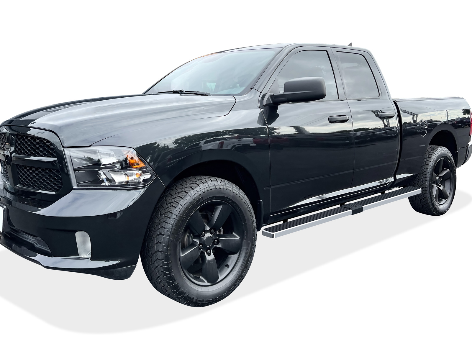 2009-2018 Dodge Ram 1500 Quad Cab (Incl. 2019-2024 RAM 1500 Classic) 6.5 ft Bed Both Sides iStep W2W 5 Inch Stainless Steel