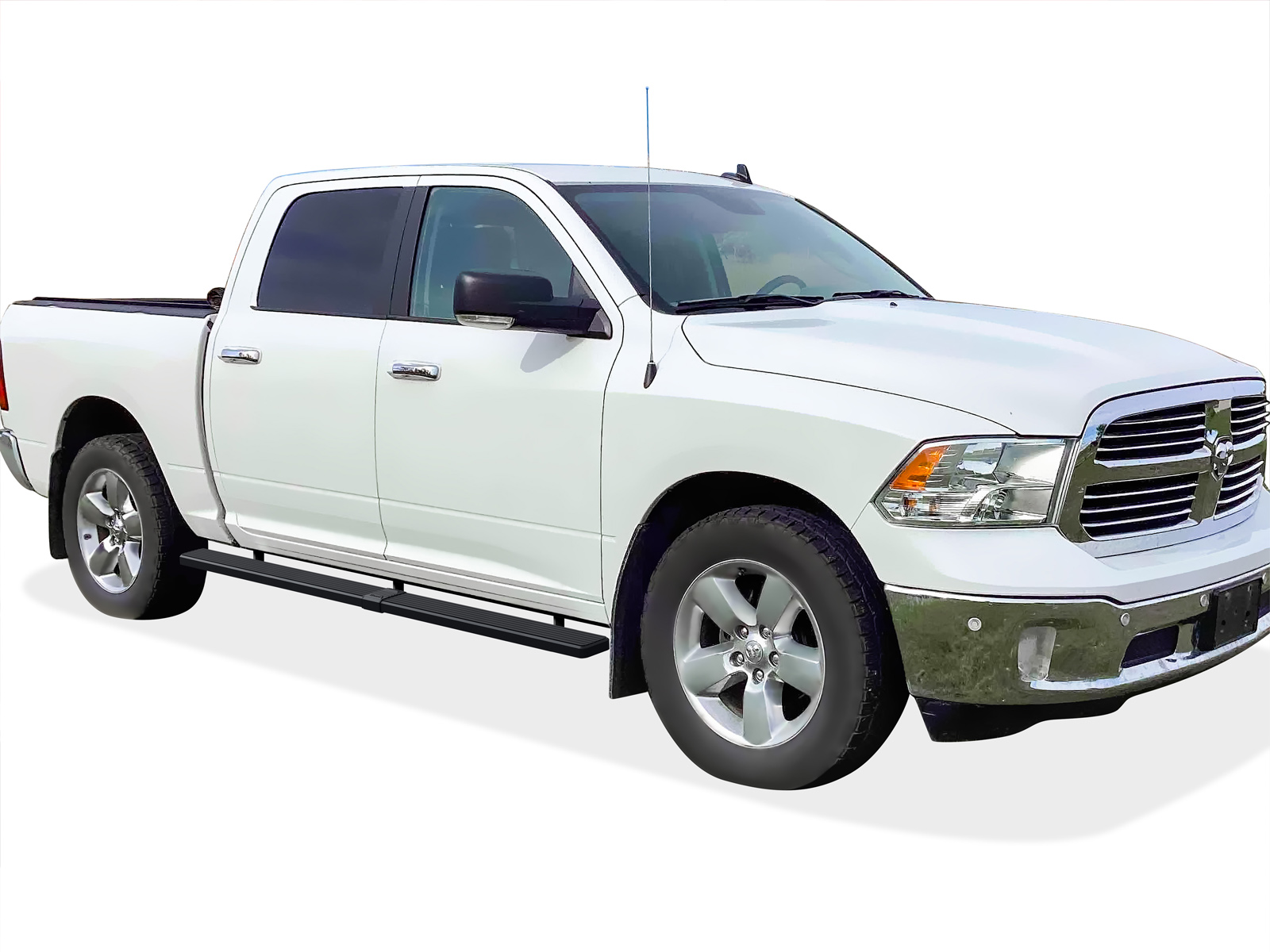 2009-2018 Dodge Ram 1500 Crew Cab 5.5 ft Bed (Incl. 2019-2024 RAM 1500 Classic) 2010-2026 Dodge RAM 2500/3500/4500/5500 Crew Cab 5.5 ft Bed  (Excl. Chassis Cab Diesel Models) Both Sides iStep W2W 5 Inch Stainless Steel