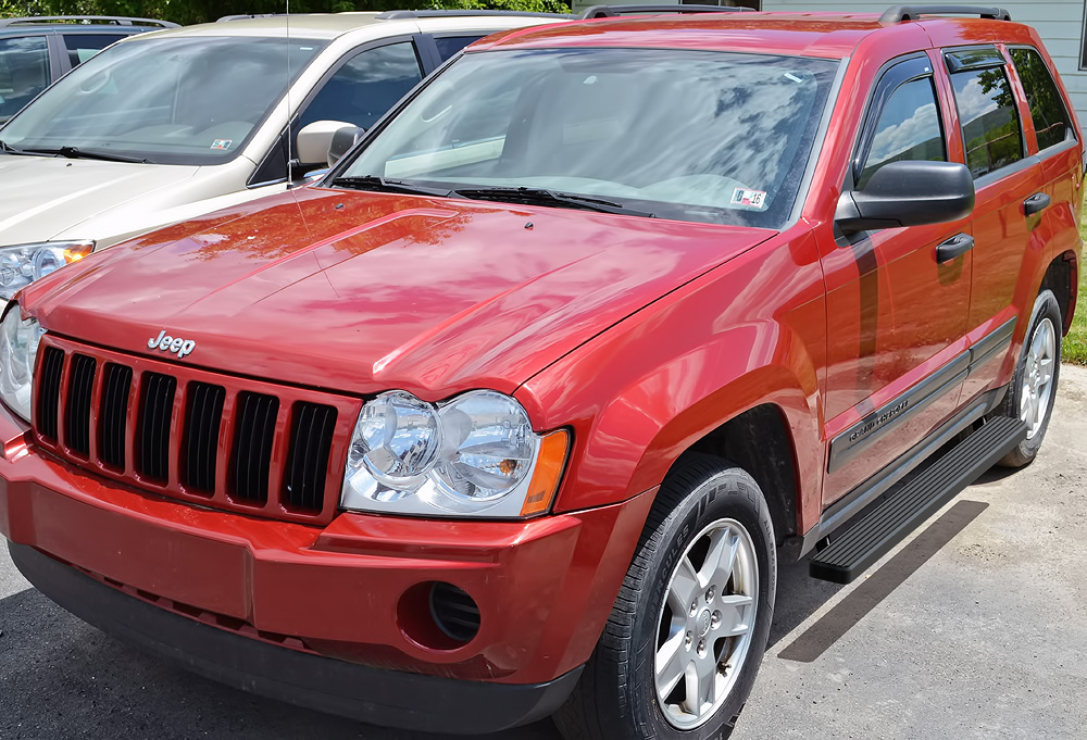 2005-2010 Jeep Grand Cherokee (Excl. SRT and Trail Hawk models) 2005-2010 Jeep Commander (W/5 Passenger Seating W/O Rear A/C) Both Sides iStep 4 Inch