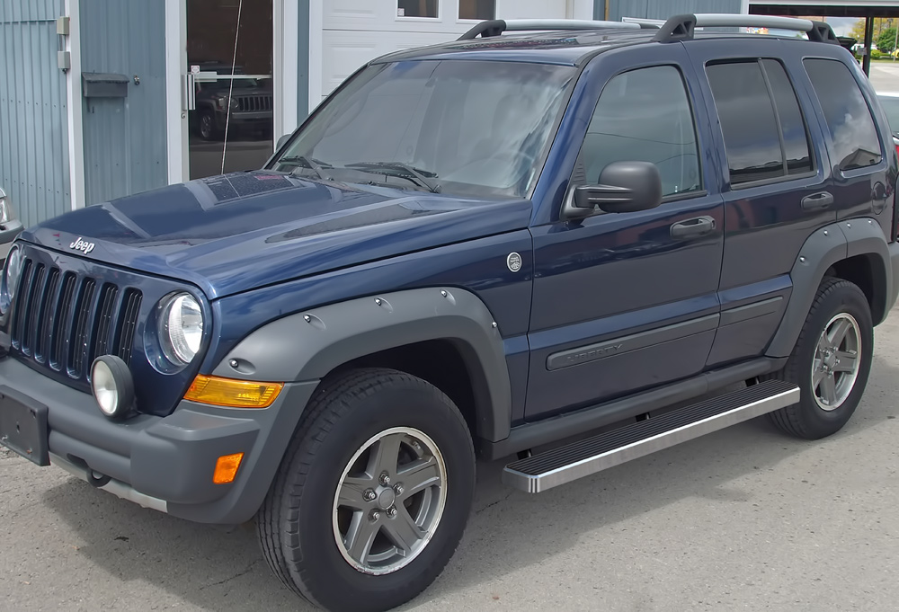 2002-2007 Jeep Liberty (Without Mudflaps;Factory "Rock Rails" Must Be Removed If Equipped And Cannot Be Reinstalled) Both Sides iStep 5 Inch Stainless Steel