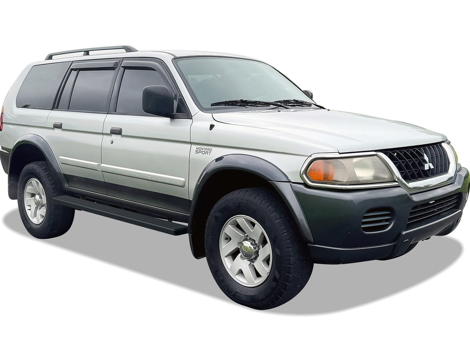 1999-2003 Mitsubishi Montero/Pajero Sport Both Sides iStep 5 Inch Stainless Steel