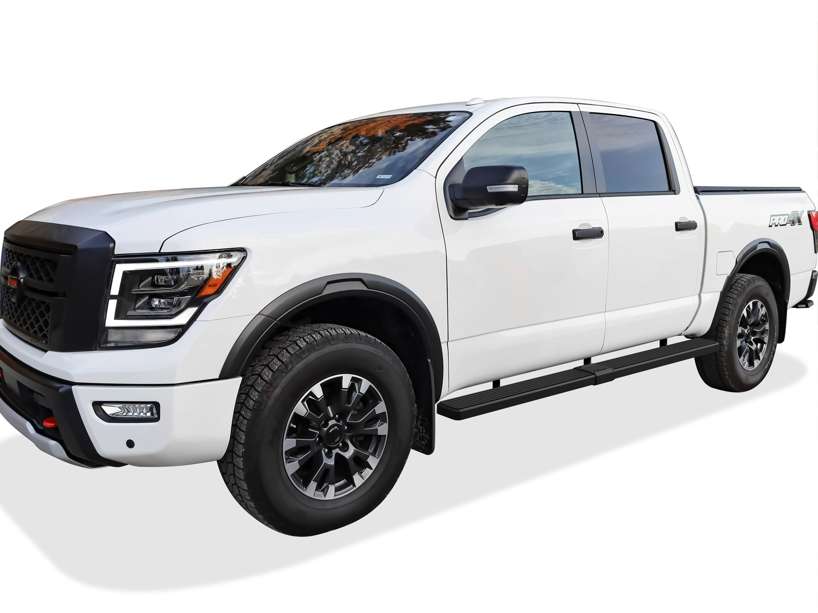 2004-2024 Nissan Titan Crew Cab (Exl. 2016 Models) 2016-2024 Nissan Titan XD Crew Cab 5.6 ft Bed Both Sides iStep W2W 6 Inch Stainless Steel